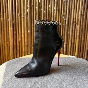 CHRISTIAN LOUBOUTIN so Kate ankle booties